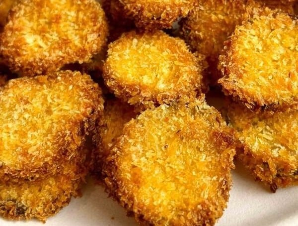 Air Fryer Fried Pickles for Crispy Family Moments 3 Air Fryer Fried Pickles